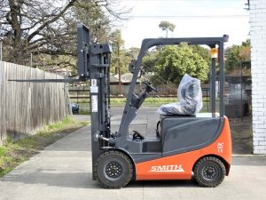 Chariot élévateur électrique SMITH XE25A 2500 kg 300 cm