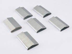 Agrafes pour cerclage acier pneumatique