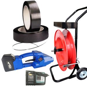 Kit de cerclage polyester NEO2 9-16 mm PET PP avec batterie, chargeur et feuillard PP, vue d’ensemble du kit